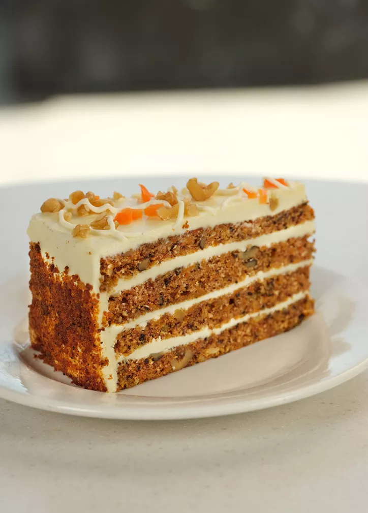 LaManna Supermarket. Carrot & Walnut Cake 5 inch
